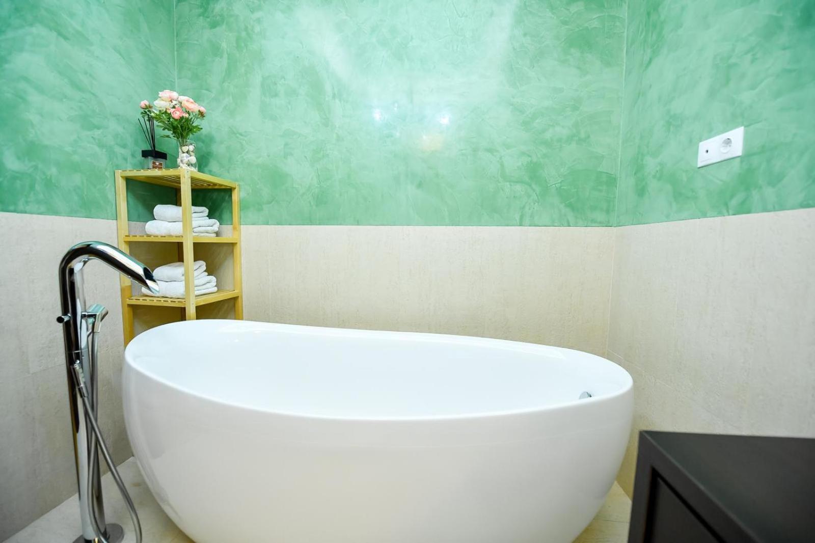 Luxury Apartment Braşov Eksteriør billede