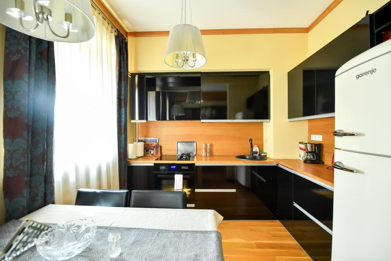 Luxury Apartment Braşov Eksteriør billede